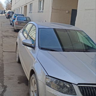 Замена аккумулятора на Skoda Octavia III 2013 - 2017 1.4 (140 л.с.) Замена аккумулятора на Skoda Octavia III 2013 - 2017 1.4 (140 л.с.)