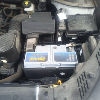 Замена аккумулятора на Hyundai Tucson III Рестайлинг 2018 - 2021 2.0 150 л.c.  Замена аккумулятора на Hyundai Tucson III Рестайлинг 2018 - 2021 2.0 150 л.c.