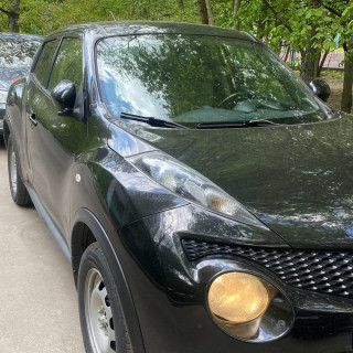 Замена аккумулятора на Nissan Juke I 2010 - 2014 1.6 (117 л.с.) Замена аккумулятора на Nissan Juke I 2010 - 2014 1.6 (117 л.с.)